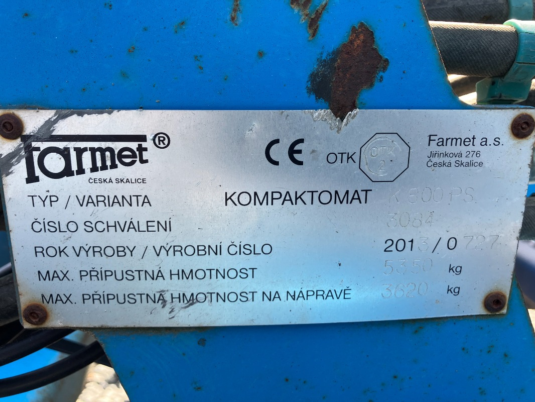 Farmet Kompaktomat K800 PS - الأمشاط الزراعية: صور 2 Farmet Kompaktomat K800 PS - الأمشاط الزراعية: صور 2