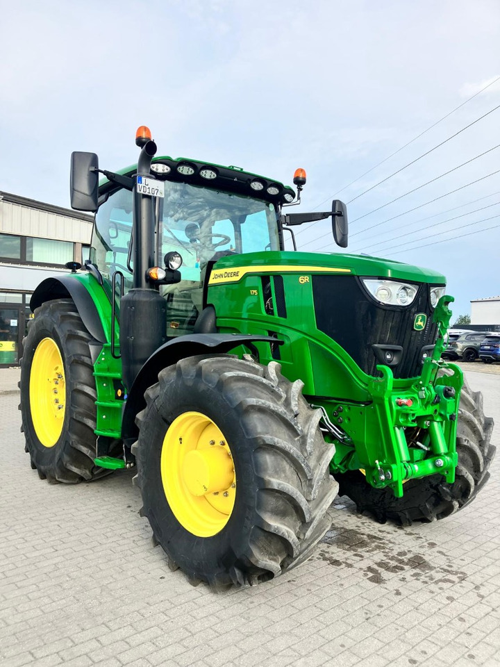 John Deere 6R 175 - جرار: صور 4 John Deere 6R 175 - جرار: صور 4
