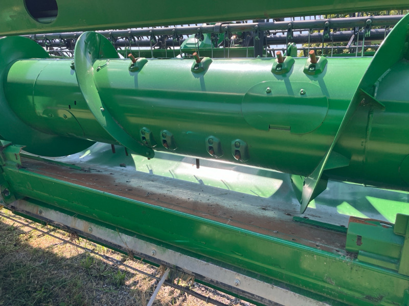 John Deere S780 Raupe mit 630X Schneidwerk - حصادة شاملة: صور 4 John Deere S780 Raupe mit 630X Schneidwerk - حصادة شاملة: صور 4