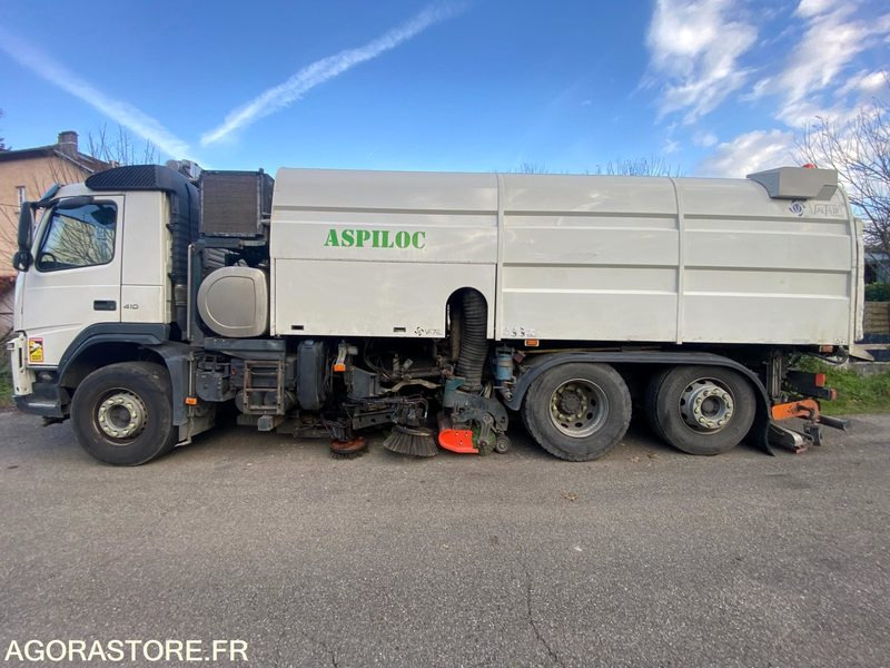 4 BALAYEUSES 6 ROUES - VOLVO - FMFH - 2011 A 2013 - سياره كنس شوارع: صور 4 4 BALAYEUSES 6 ROUES - VOLVO - FMFH - 2011 A 2013 - سياره كنس شوارع: صور 4