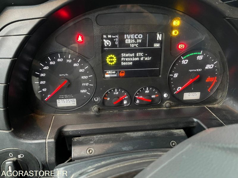 شاحنة CAMION 8X4 BENNE RONDE IVECO X-WAY 480 76 000 KM 2019: صور 12