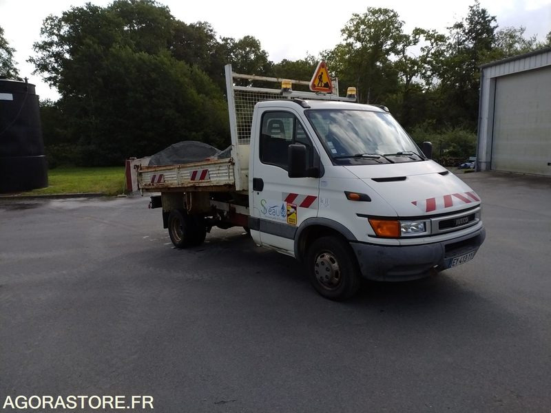 CAMION BENNE IVECO - EY413YY - 142000km - قلاب صغير: صور 2 CAMION BENNE IVECO - EY413YY - 142000km - قلاب صغير: صور 2