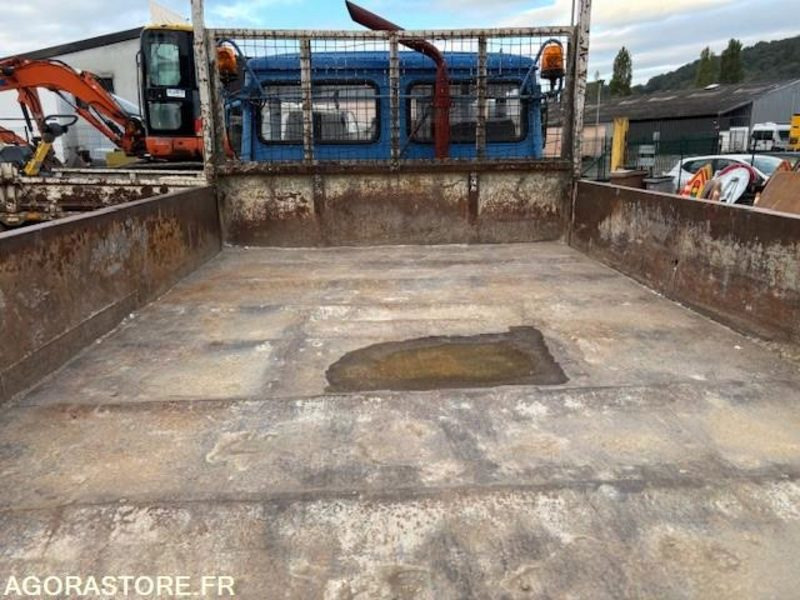 قلابات CAMION BENNE (TRI-BENNE) RENAULT S120 MIDLINER 1991 221000 KM: صور 10