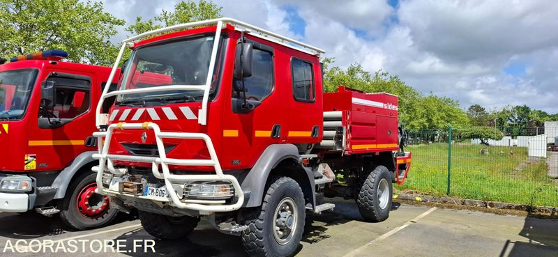 CAMION CITERNE FEUX FORET - RENAULT MIDLUM 220/12 - CM 806 JA - شاحنة: صور 1 CAMION CITERNE FEUX FORET - RENAULT MIDLUM 220/12 - CM 806 JA - شاحنة: صور 1