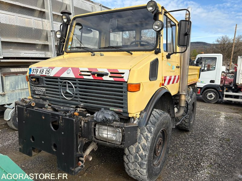 شاحنة CAMION MERCEDES UNIMOG 1200: صور 8 شاحنة CAMION MERCEDES UNIMOG 1200: صور 8