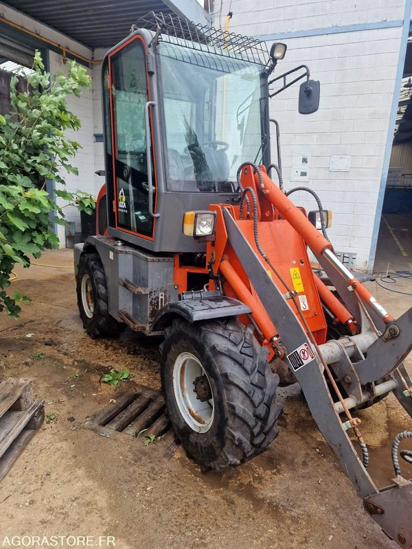 CHARGEUSE SUR PNEUS EVERUN ER08 EASY DIESEL 24CV - 2017 - 580 heures - لودر: صور 2 CHARGEUSE SUR PNEUS EVERUN ER08 EASY DIESEL 24CV - 2017 - 580 heures - لودر: صور 2