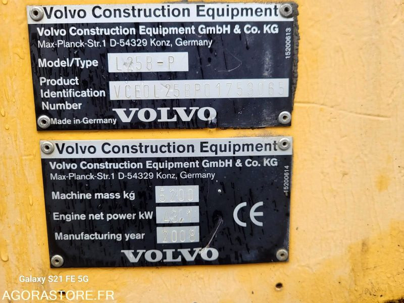 CHARGEUSE VOLVO L25B-P 2008 6200 HEURES - لودر: صور 5 CHARGEUSE VOLVO L25B-P 2008 6200 HEURES - لودر: صور 5