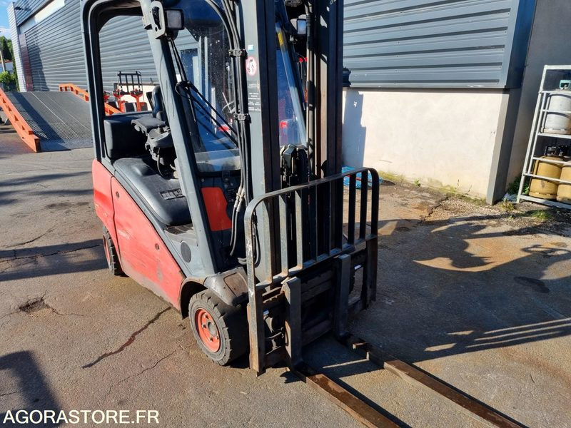 CHARIOT ELEVATEUR FENWICK H16T-01 GAZ DE 2013 - 5600 H (R3S177) - رافعة شوكية تعمل بالغاز: صور 1 CHARIOT ELEVATEUR FENWICK H16T-01 GAZ DE 2013 - 5600 H (R3S177) - رافعة شوكية تعمل بالغاز: صور 1