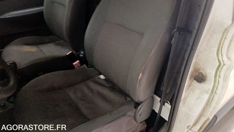 CITROEN BERLINGO - 2010 - 197274 KM - BC-024-GY - فان المدمجة: صور 4 CITROEN BERLINGO - 2010 - 197274 KM - BC-024-GY - فان المدمجة: صور 4