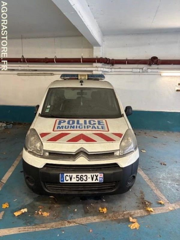 CITROEN BERLINGO - 2013 - 72200kms - سيارة: صور 2 CITROEN BERLINGO - 2013 - 72200kms - سيارة: صور 2