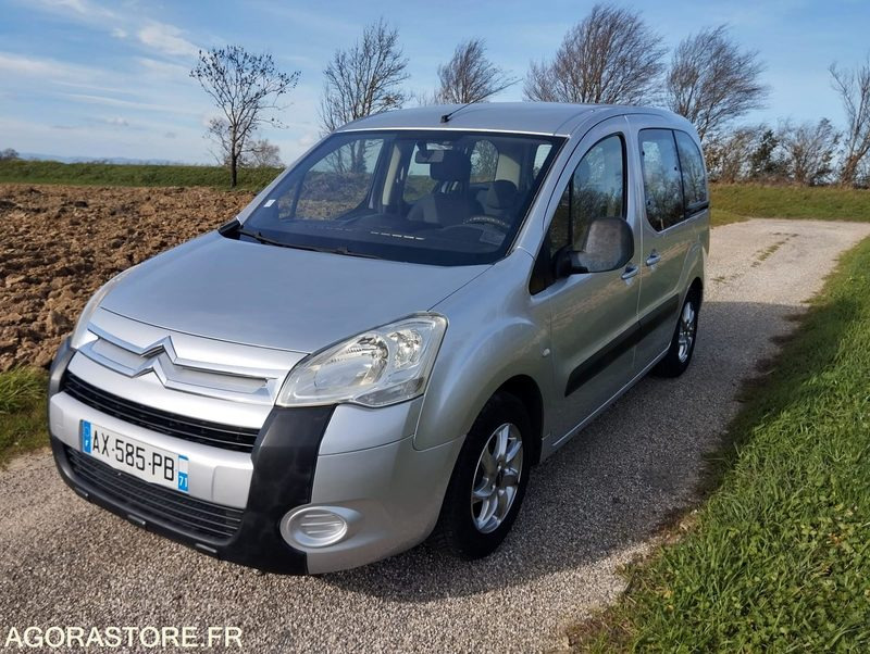CITROEN BERLINGO COMBISPACE 1.6 HDI 110 DIESEL - 5 PLACES - ANNÉE 2009 - سيارة: صور 1 CITROEN BERLINGO COMBISPACE 1.6 HDI 110 DIESEL - 5 PLACES - ANNÉE 2009 - سيارة: صور 1
