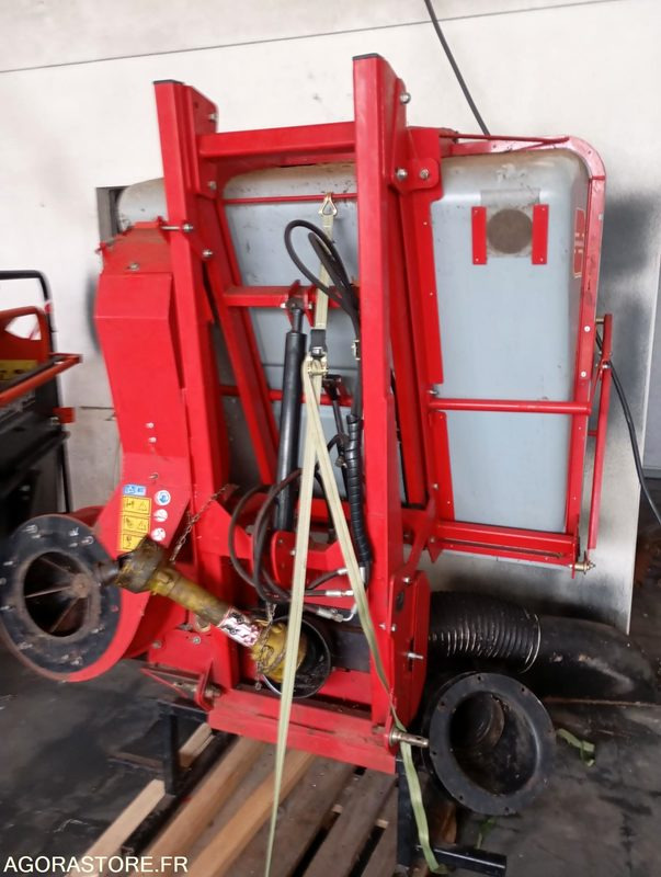COLLECTEUR DE GAZON TURBO 790HD MORGNIEUX - معدات الحدائق: صور 2 COLLECTEUR DE GAZON TURBO 790HD MORGNIEUX - معدات الحدائق: صور 2