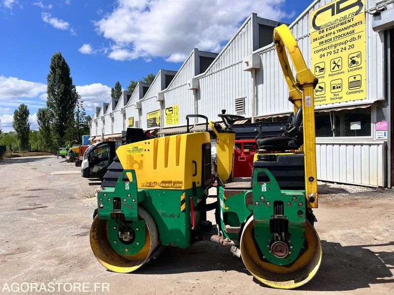 COMPACTEUR AMMANN AV26-2 ROULEAU TANDEM VIBRANT ARTICULÉ - ANNÉE 2008 - 1765 H - مدحلة: صور 3 COMPACTEUR AMMANN AV26-2 ROULEAU TANDEM VIBRANT ARTICULÉ - ANNÉE 2008 - 1765 H - مدحلة: صور 3