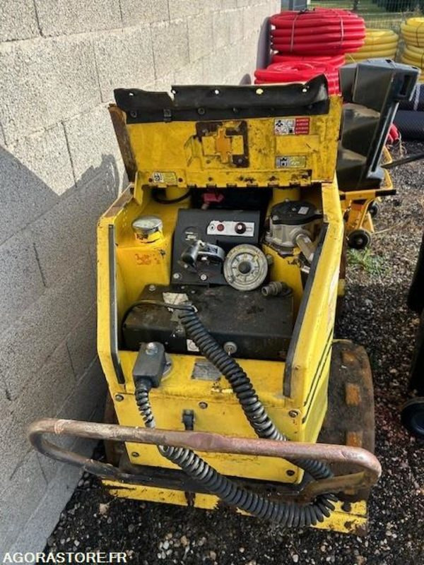 COMPACTEUR DE TRANCHEE WACKER RT - 1274 HEURES - مدحلة: صور 3 COMPACTEUR DE TRANCHEE WACKER RT - 1274 HEURES - مدحلة: صور 3