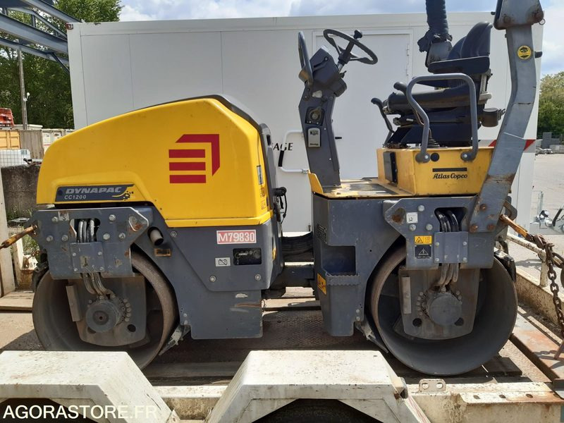 CYLINDRE TANDEM DYNAPAC CC1200 (Vendu sans remorque) 2017 - 1674 heures (M79830) - مدحلة: صور 1 CYLINDRE TANDEM DYNAPAC CC1200 (Vendu sans remorque) 2017 - 1674 heures (M79830) - مدحلة: صور 1