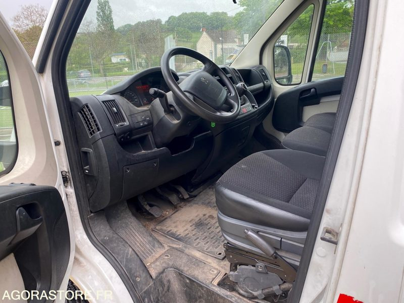 Camion benne Peugeot BOXER - 2014 - 70 000km - TURBO NEUF / PNEUS NEUFS - قلاب صغير: صور 3 Camion benne Peugeot BOXER - 2014 - 70 000km - TURBO NEUF / PNEUS NEUFS - قلاب صغير: صور 3