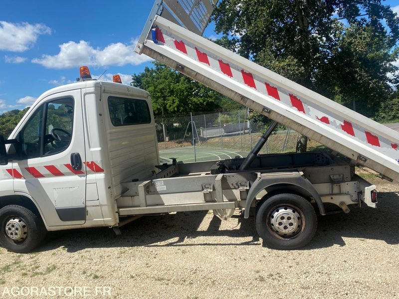 Camion benne Peugeot BOXER - 2014 - 70 000km - TURBO NEUF / PNEUS NEUFS - قلاب صغير: صور 5 Camion benne Peugeot BOXER - 2014 - 70 000km - TURBO NEUF / PNEUS NEUFS - قلاب صغير: صور 5