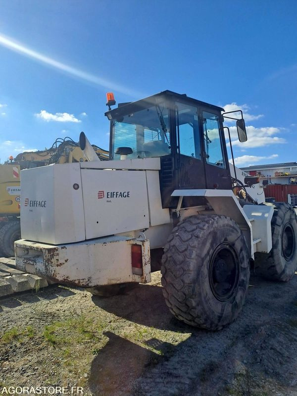 Chargeuse AHLMANN AS200 - 1999 / 6926 HEURES (MMF818/MD351) - بلدوزر: صور 2 Chargeuse AHLMANN AS200 - 1999 / 6926 HEURES (MMF818/MD351) - بلدوزر: صور 2