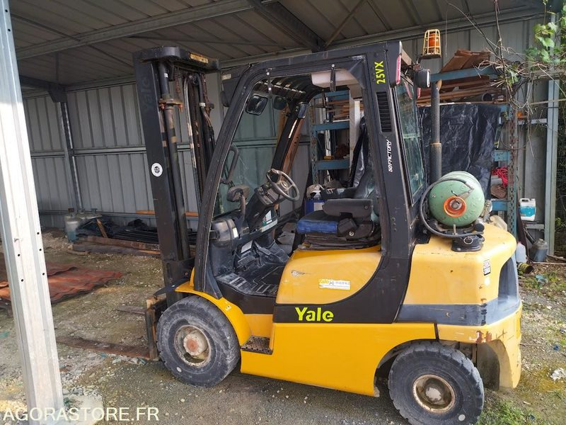 Chariot Élévateur YALE GLP25VX (2007) - En Panne - رافعة شوكية تعمل بالغاز: صور 1 Chariot Élévateur YALE GLP25VX (2007) - En Panne - رافعة شوكية تعمل بالغاز: صور 1