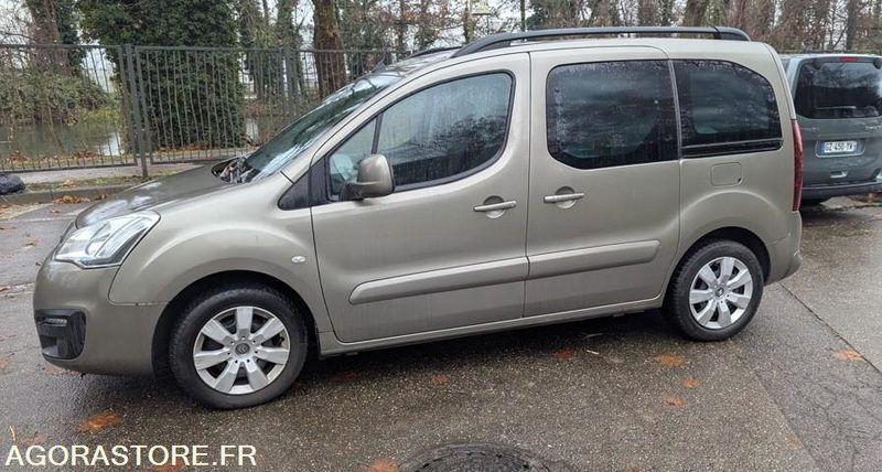 Citroën Berlingo 1.6 BlueHDi 100ch (B9) – 12/2015 – 50000 km – Crit'Air 2 - سيارة: صور 2 Citroën Berlingo 1.6 BlueHDi 100ch (B9) – 12/2015 – 50000 km – Crit'Air 2 - سيارة: صور 2