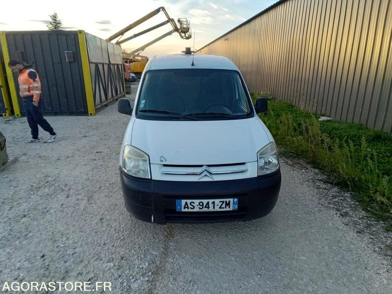 Citroën Berlingo 1.6 hdi 2010 - فان المدمجة: صور 3 Citroën Berlingo 1.6 hdi 2010 - فان المدمجة: صور 3