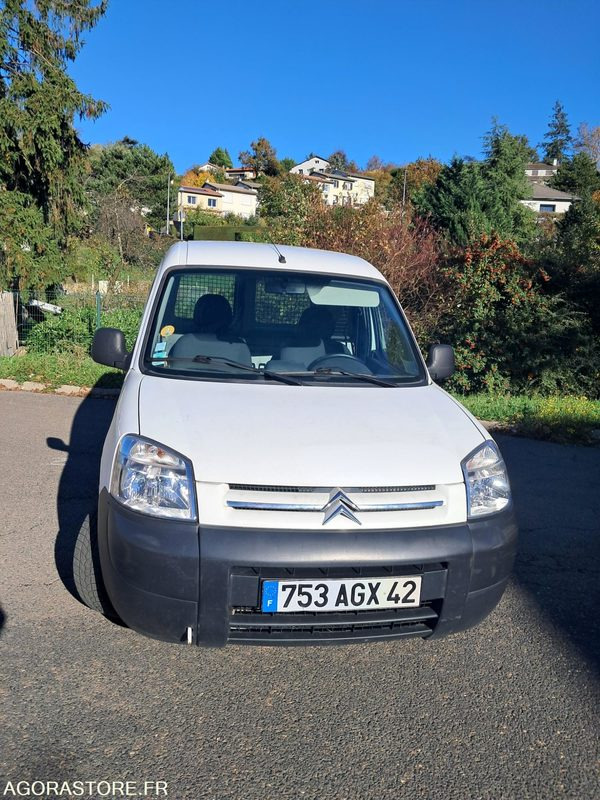 Citroën Berlingo 753 AGX 42 - فان المدمجة: صور 1 Citroën Berlingo 753 AGX 42 - فان المدمجة: صور 1