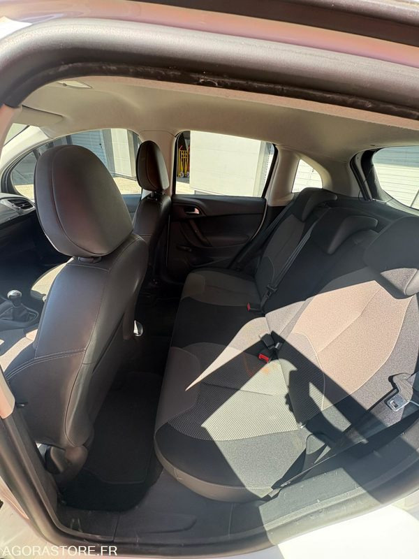 Citroën C3 - 2014 - 153 200 km - DH862AF - سيارة: صور 4 Citroën C3 - 2014 - 153 200 km - DH862AF - سيارة: صور 4