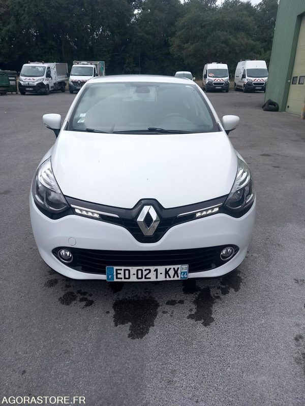 Clio IV essence - سيارة: صور 1 Clio IV essence - سيارة: صور 1