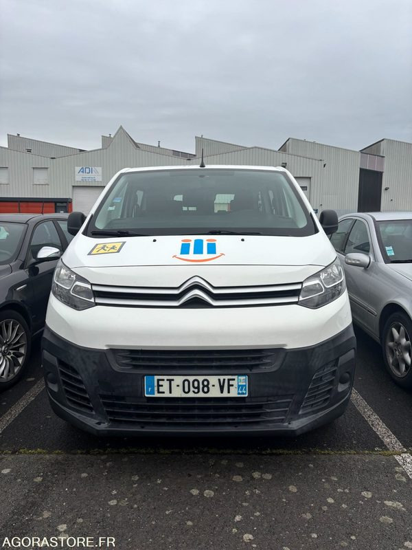 ET-098-VF - Roulant - CITROEN JUMPY SPACE TOURER - VP - 222 059 Kms - حافلة صغيرة, ميكروباص: صور 4 ET-098-VF - Roulant - CITROEN JUMPY SPACE TOURER - VP - 222 059 Kms - حافلة صغيرة, ميكروباص: صور 4