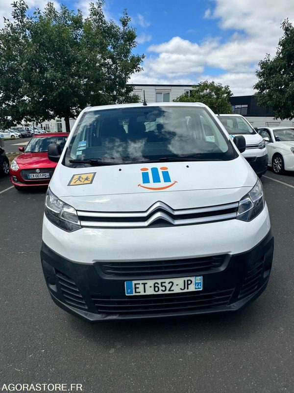 ET-652-JP - Roulant - Citroën JUMPY SPACE TOURER - VP - 224 577 Kms - حافلة صغيرة, ميكروباص: صور 3 ET-652-JP - Roulant - Citroën JUMPY SPACE TOURER - VP - 224 577 Kms - حافلة صغيرة, ميكروباص: صور 3