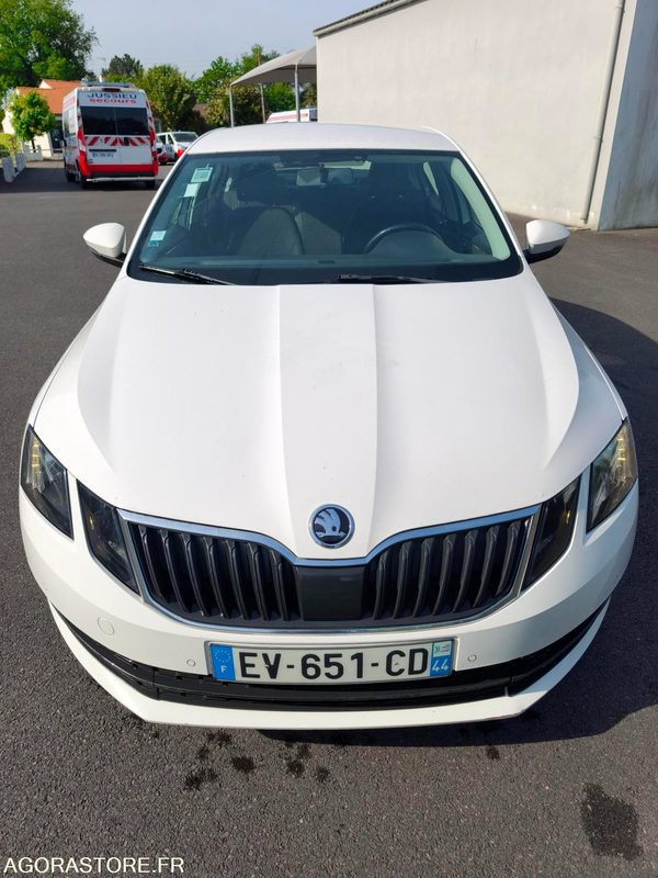EV-651-CD - Roulant - SKODA OCTAVIA - VP - 348 356 Kms - سيارة: صور 3 EV-651-CD - Roulant - SKODA OCTAVIA - VP - 348 356 Kms - سيارة: صور 3
