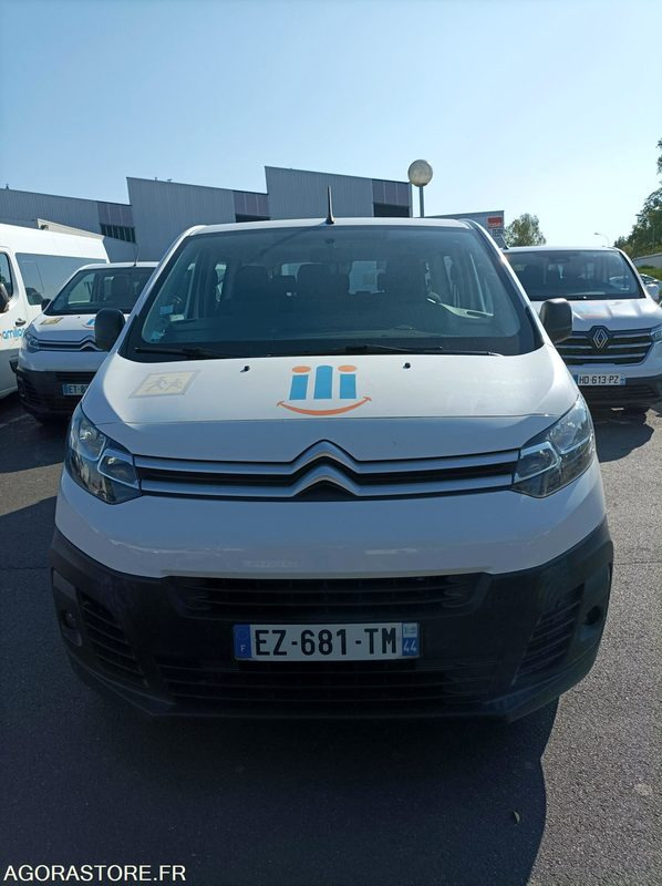 EZ-681-TM - Roulant - CITROEN JUMPY SPACE TOURER - 9 Places - 225 045 Kms - حافلة صغيرة, ميكروباص: صور 3 EZ-681-TM - Roulant - CITROEN JUMPY SPACE TOURER - 9 Places - 225 045 Kms - حافلة صغيرة, ميكروباص: صور 3