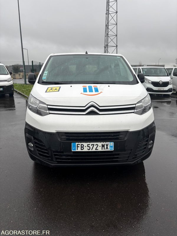 FB-572-MX - Roulant - CITROEN JUMPY SPACE TOURER - VP - 218 682 Kms - حافلة صغيرة, ميكروباص: صور 4 FB-572-MX - Roulant - CITROEN JUMPY SPACE TOURER - VP - 218 682 Kms - حافلة صغيرة, ميكروباص: صور 4