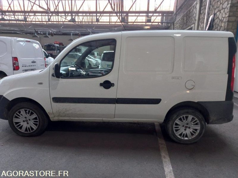 FIAT DOBLO AH-197-PB - فان المدمجة: صور 3 FIAT DOBLO AH-197-PB - فان المدمجة: صور 3