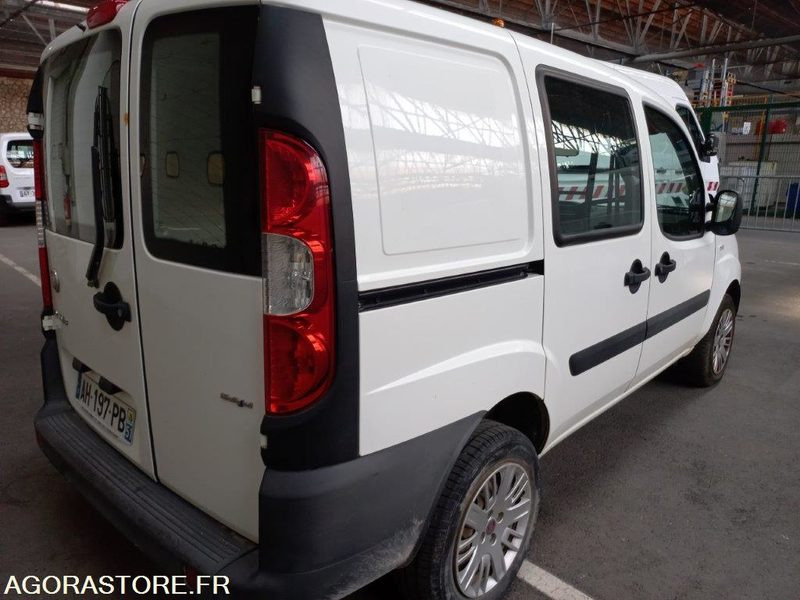 FIAT DOBLO AH-197-PB - فان المدمجة: صور 5 FIAT DOBLO AH-197-PB - فان المدمجة: صور 5