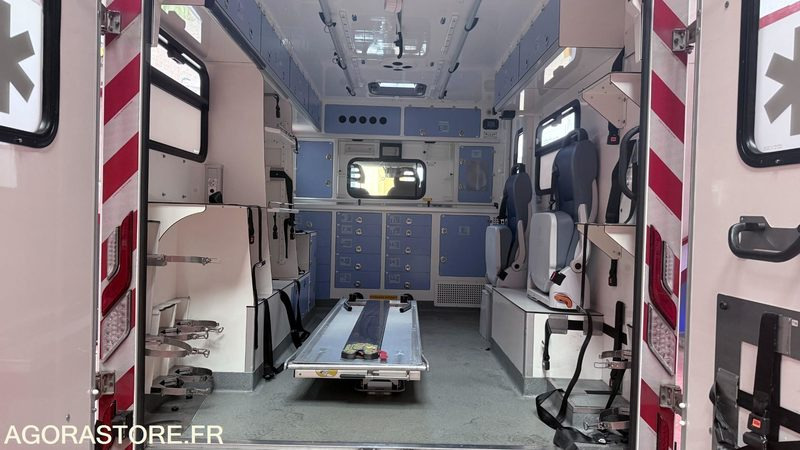 FJ-680-ZF - Non Roulant - PEUGEOT BOXER - SMUR - L3H2 4T - CG KS - 180 000 Kms - فان: صور 5 FJ-680-ZF - Non Roulant - PEUGEOT BOXER - SMUR - L3H2 4T - CG KS - 180 000 Kms - فان: صور 5