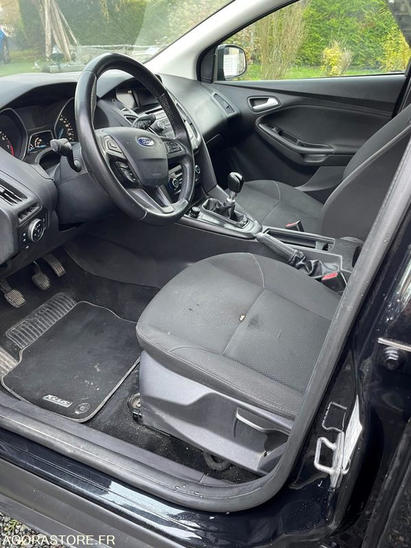 FORD-FOCUS-2015-170332KMS - سيارة: صور 5 FORD-FOCUS-2015-170332KMS - سيارة: صور 5
