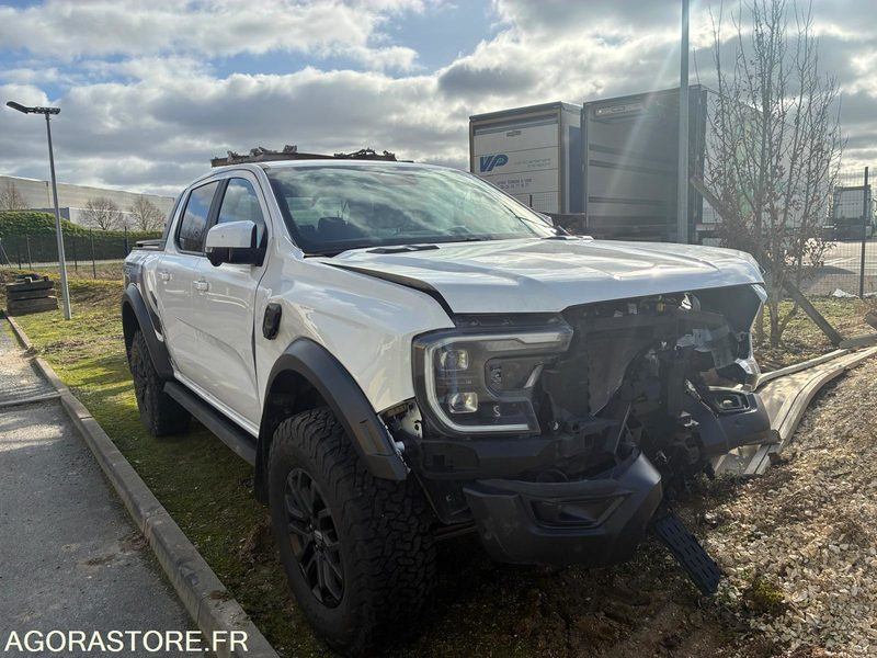 FORD RANGER RAPTOR (2025) - شاحنة البيك أب: صور 1 FORD RANGER RAPTOR (2025) - شاحنة البيك أب: صور 1