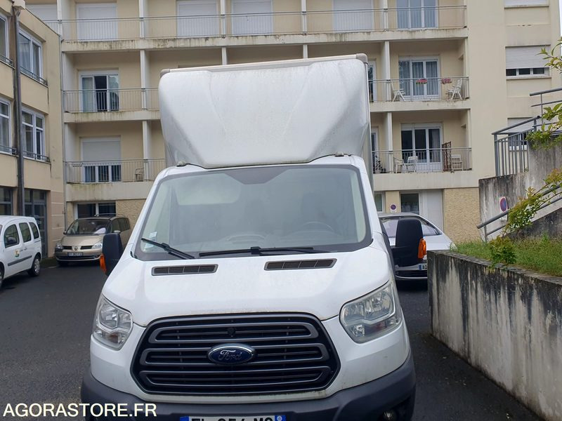 FORD TRANSIT AD BLUE 92178kms 2017 - الشاحنات الصغيرة: صور 1 FORD TRANSIT AD BLUE 92178kms 2017 - الشاحنات الصغيرة: صور 1
