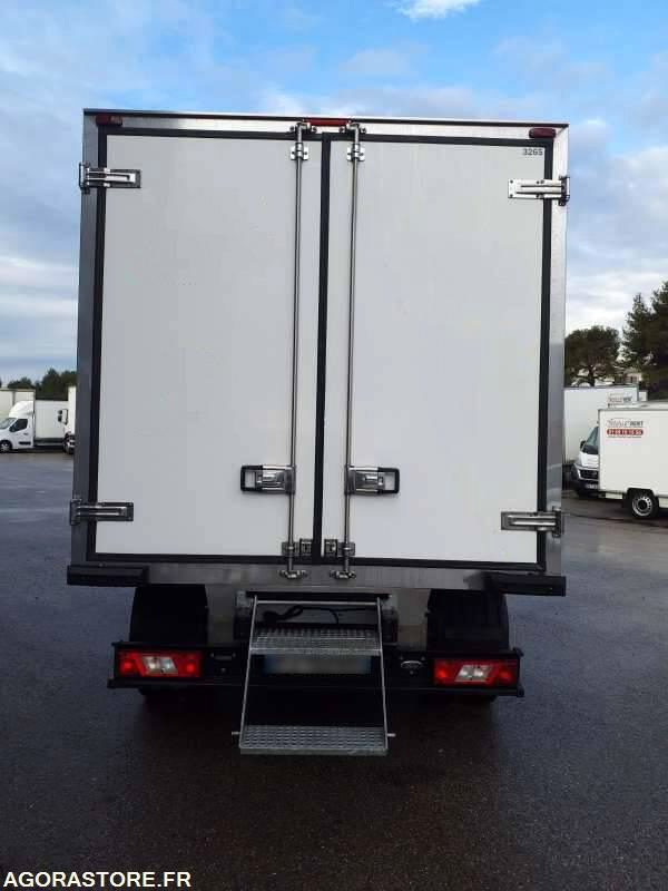 FORD TRANSIT CHASSIS CABINE- 2019- 115879KM - الشاحنات الصغيرة المبردة: صور 4 FORD TRANSIT CHASSIS CABINE- 2019- 115879KM - الشاحنات الصغيرة المبردة: صور 4