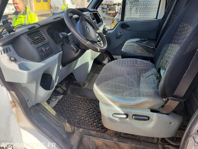 FORD transit avec système ampirol (sans contrôle technique) - قلاب صغير: صور 4 FORD transit avec système ampirol (sans contrôle technique) - قلاب صغير: صور 4