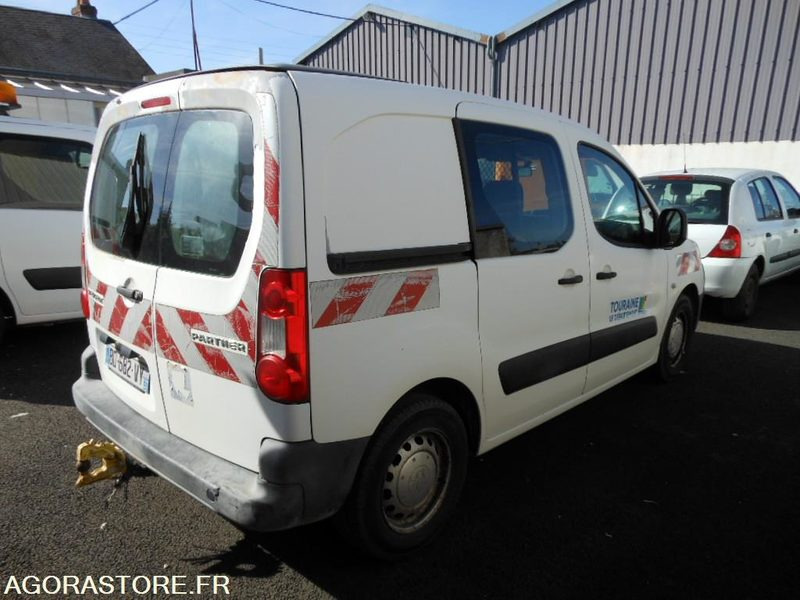FOURGONNETTE PEUGEOT PARTNER (BE133) - فان المدمجة: صور 3 FOURGONNETTE PEUGEOT PARTNER (BE133) - فان المدمجة: صور 3