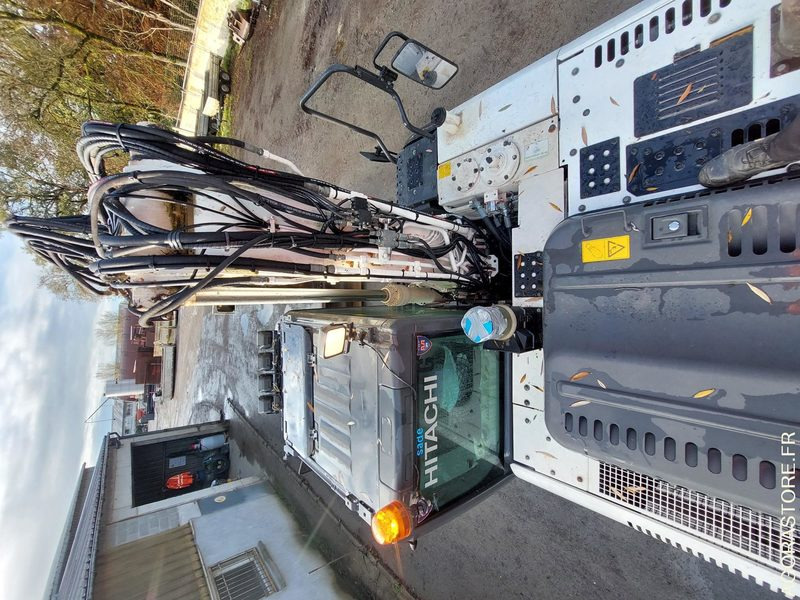 HITACHI 140 - حفارة: صور 2 HITACHI 140 - حفارة: صور 2