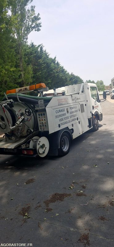 HYDROCUREUR NISSAN CABSTAR - 2008 - 105000km - AVEC TELECOMMANDE - فراغ شاحنة: صور 3 HYDROCUREUR NISSAN CABSTAR - 2008 - 105000km - AVEC TELECOMMANDE - فراغ شاحنة: صور 3