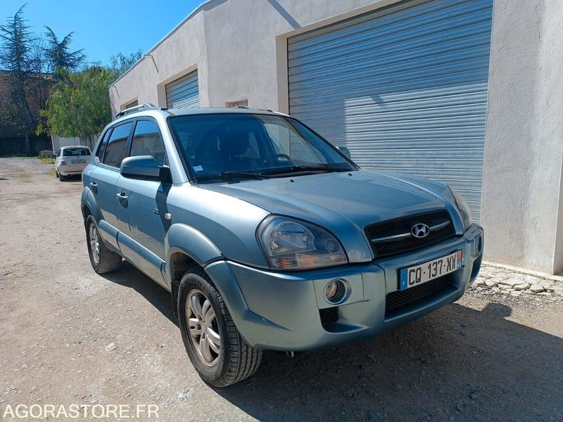 HYUNDAI TUCSON - 2007 - 224500KMS - سيارة دفع رباعي: صور 4 HYUNDAI TUCSON - 2007 - 224500KMS - سيارة دفع رباعي: صور 4