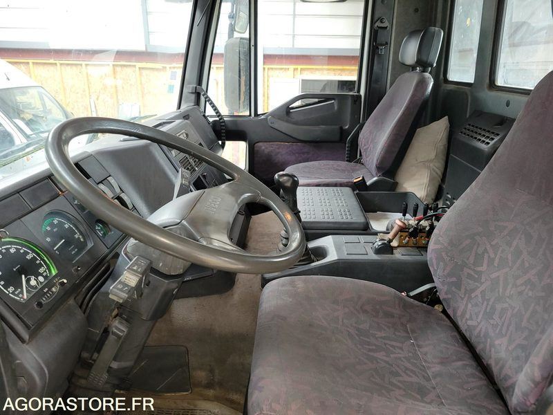 Iveco 190E24 245 polybenne - 2001 - 270000KM - شاحنة: صور 3 Iveco 190E24 245 polybenne - 2001 - 270000KM - شاحنة: صور 3