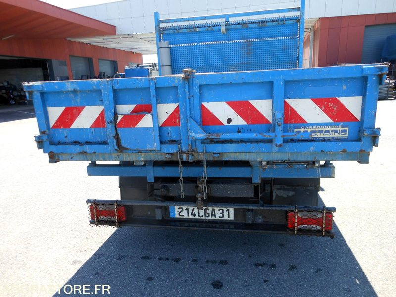 Iveco Daily 35C15 3.0 litres 146cv tri benne - قلاب صغير: صور 5 Iveco Daily 35C15 3.0 litres 146cv tri benne - قلاب صغير: صور 5