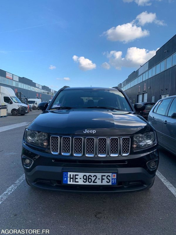 JEEP COMPASS LIMITED 2014 102852KM - سيارة دفع رباعي: صور 1 JEEP COMPASS LIMITED 2014 102852KM - سيارة دفع رباعي: صور 1