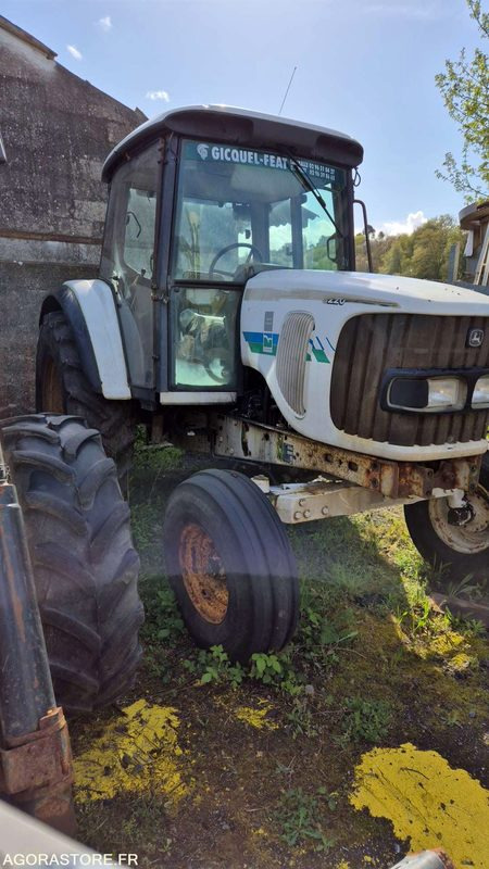 JHON DEERE M6220 - 2004 - جرار: صور 4 JHON DEERE M6220 - 2004 - جرار: صور 4