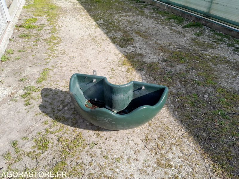 Jardinières suspendues demi-lune 60cm - معدات الحدائق: صور 1 Jardinières suspendues demi-lune 60cm - معدات الحدائق: صور 1